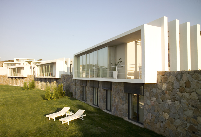 Novron Ardesco Villas